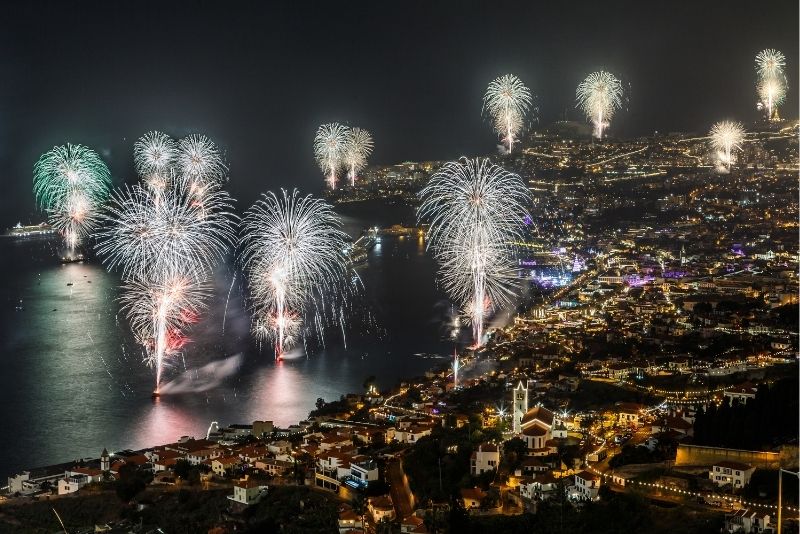 Leia mais sobre o artigo NEW YEAR’S EVE 2026 IN MADEIRA ISLAND TOP DELUXE AT HOTEL PESTANA CASINO PARK 5*